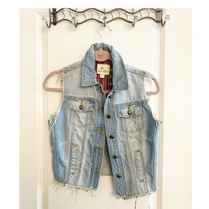 Others Follow Denim Distressed Vest Size X-Small